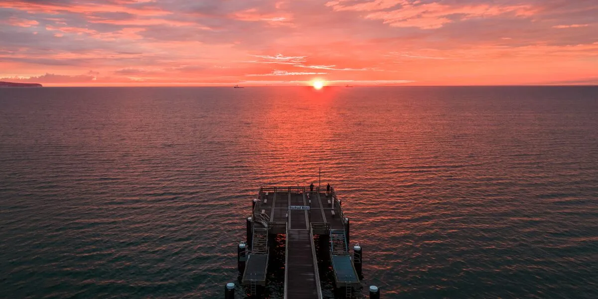 Sonnenaufgang in Binz an der Seebrücke