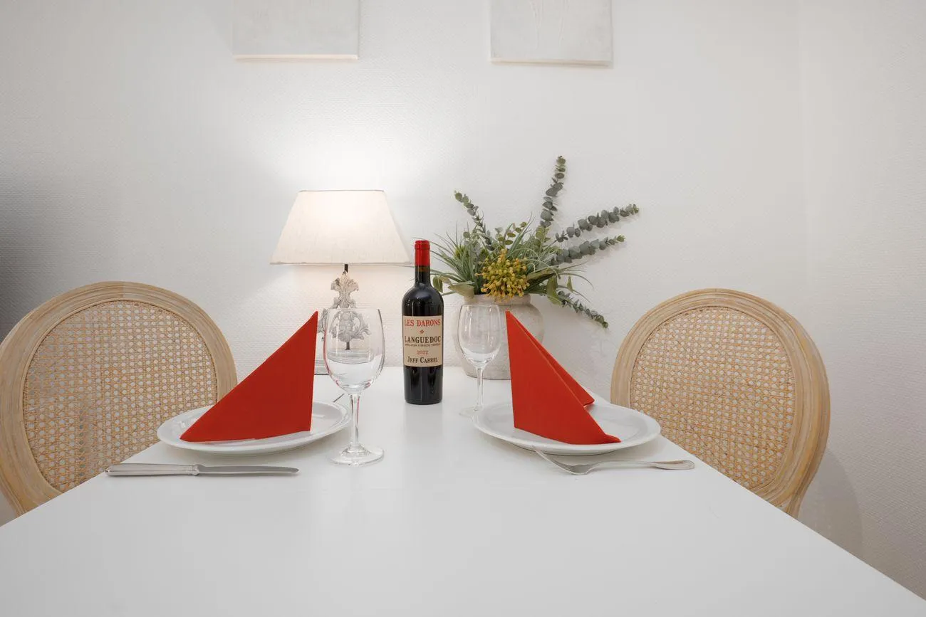 Wohnung 12 Typ 3 Villa Eden 8 Essbereich Fewo 12 Villa Eden Binz