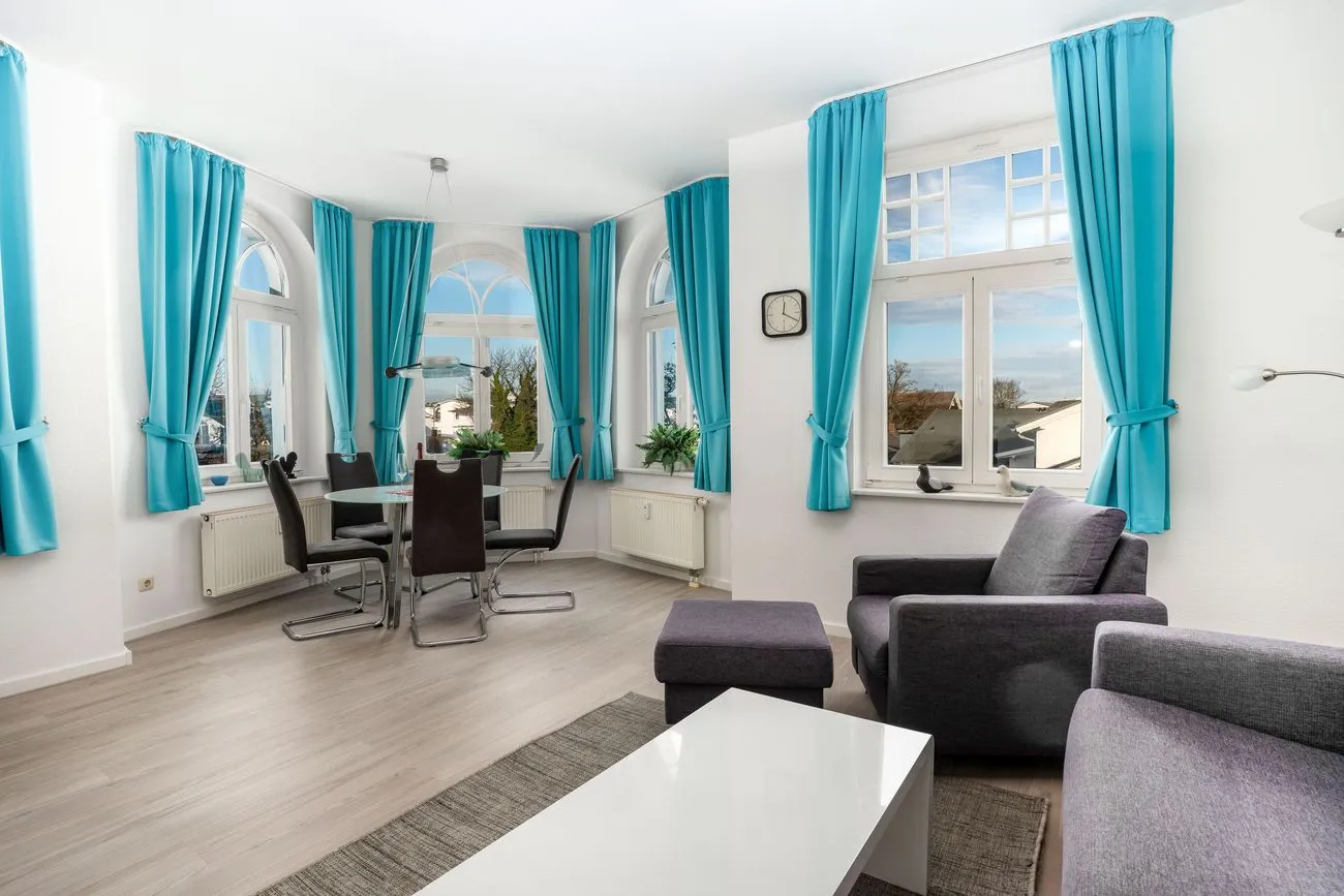 Wohnung 10 Haus Metropol 2 Wohnbereich Ferienwohnung 10 Haus Metropol im Ostseebad Binz
