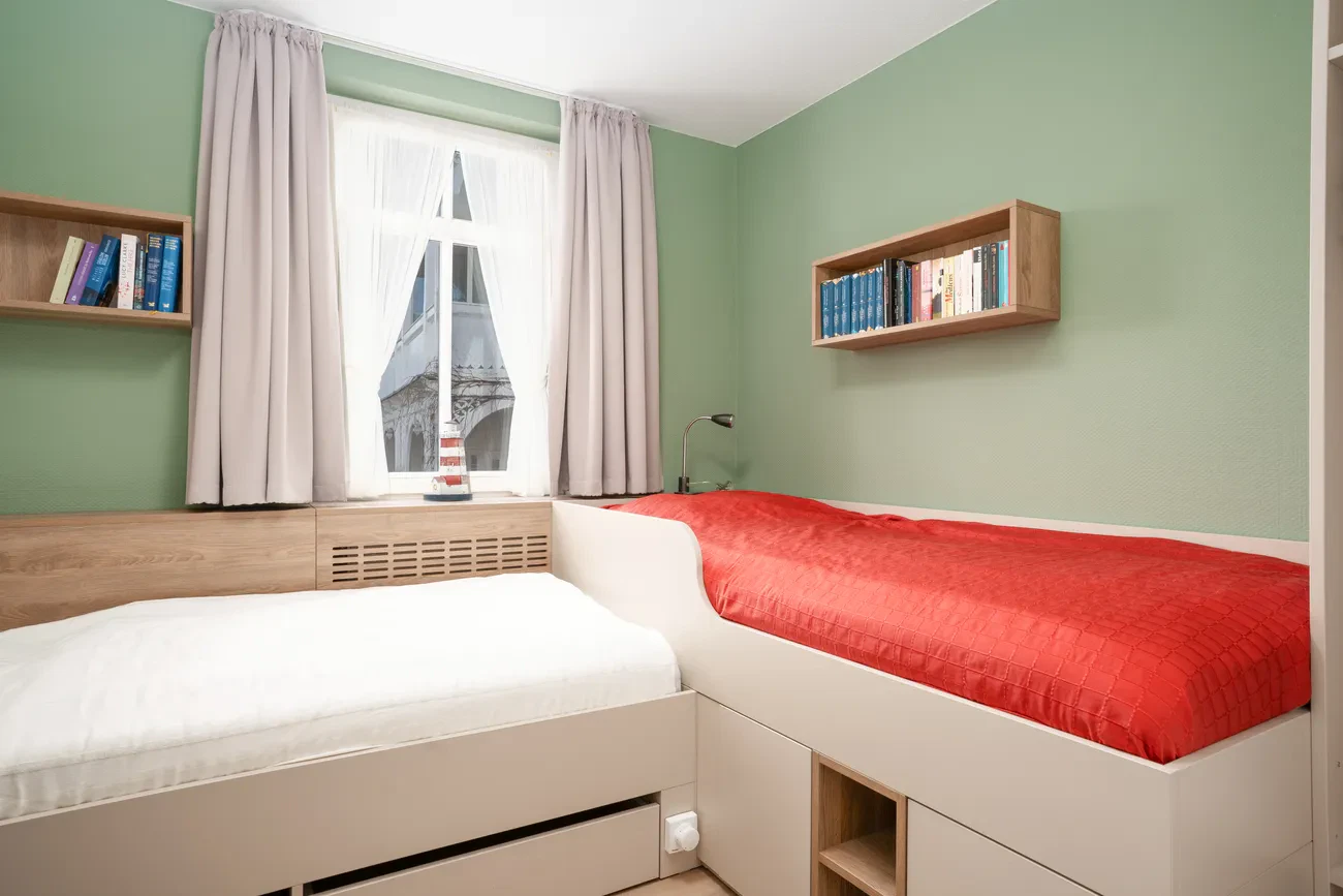 Schlafzimmer Nr. 2 mit 2 Einzelbetten Fewo 20 Villa Eden Binz