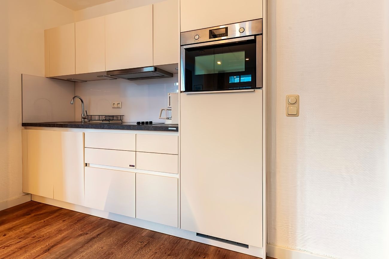 moderne Küchenzeile Ferienwohnung 13 Villa Eden Binz