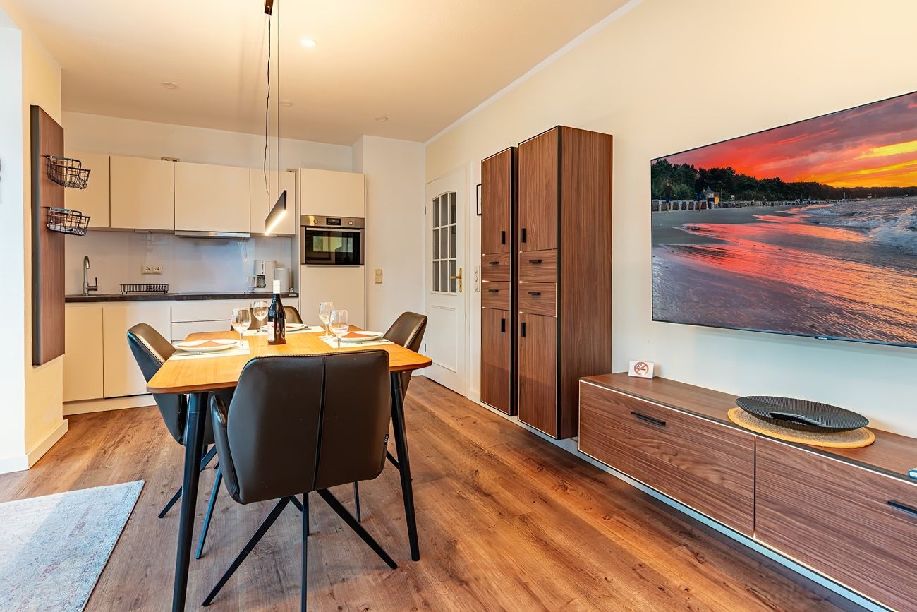 Wohn/Essbereich Ferienwohnung 13 Villa Eden Binz