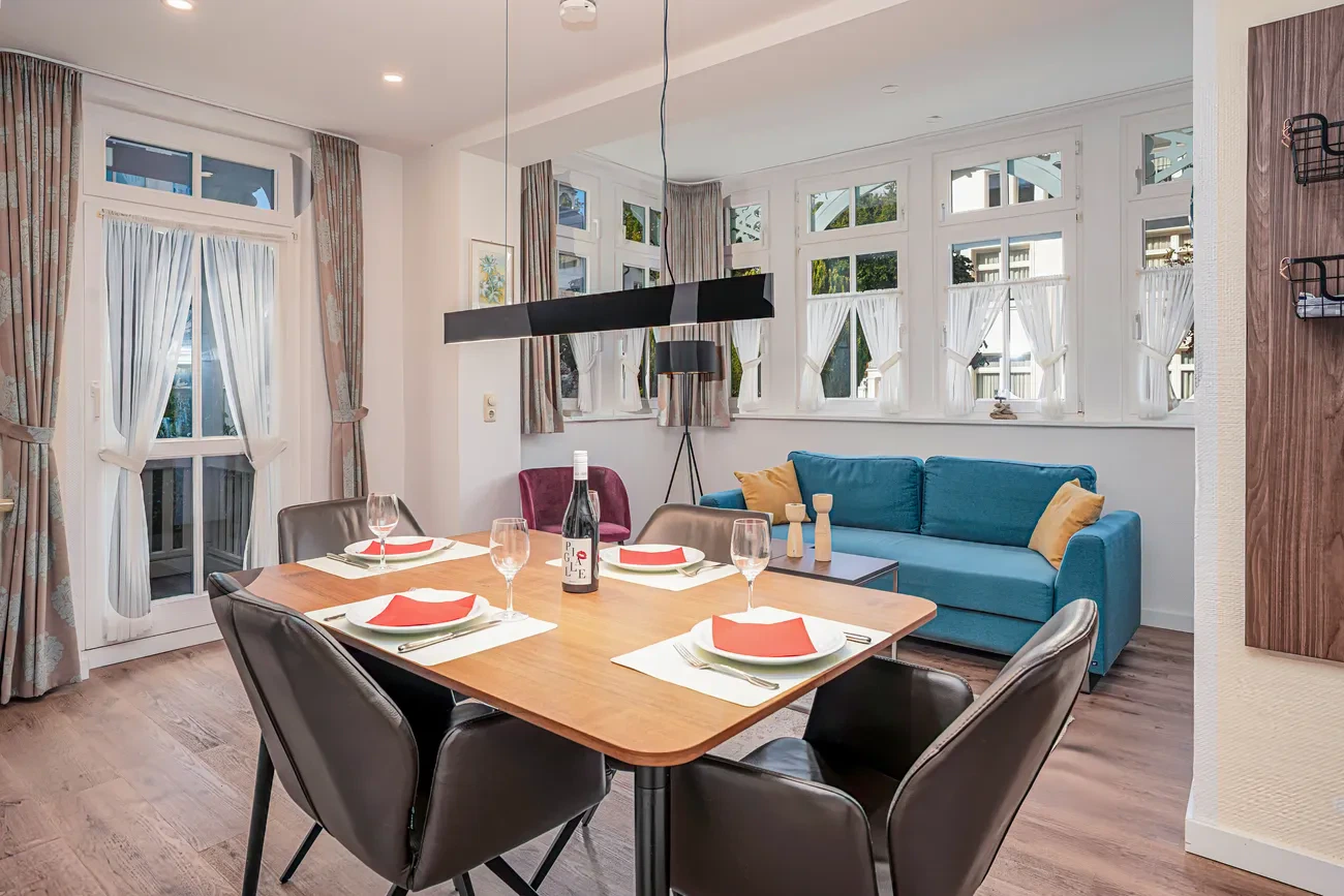 Wohn/Essbereich Ferienwohnung 13 Villa Eden Binz