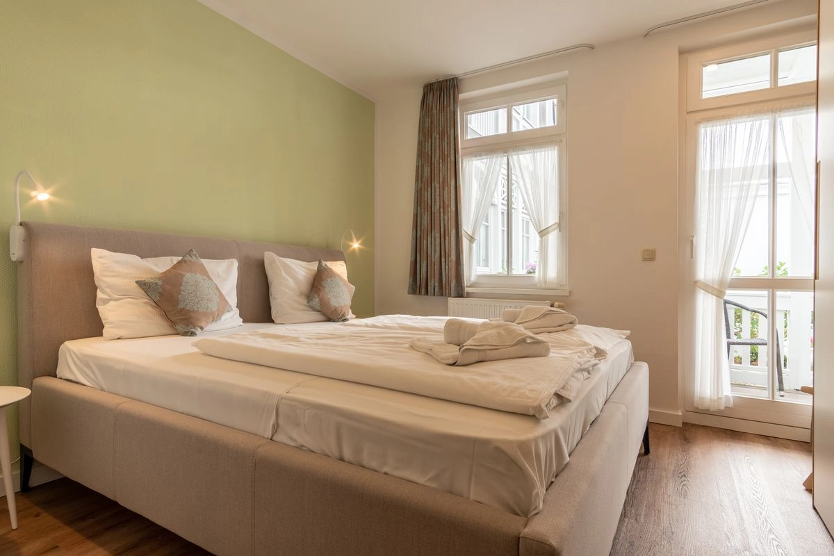 Wohnung 13 Villa Eden Binz 14 Fewo 13 Schlafzimmer Villa Eden Binz