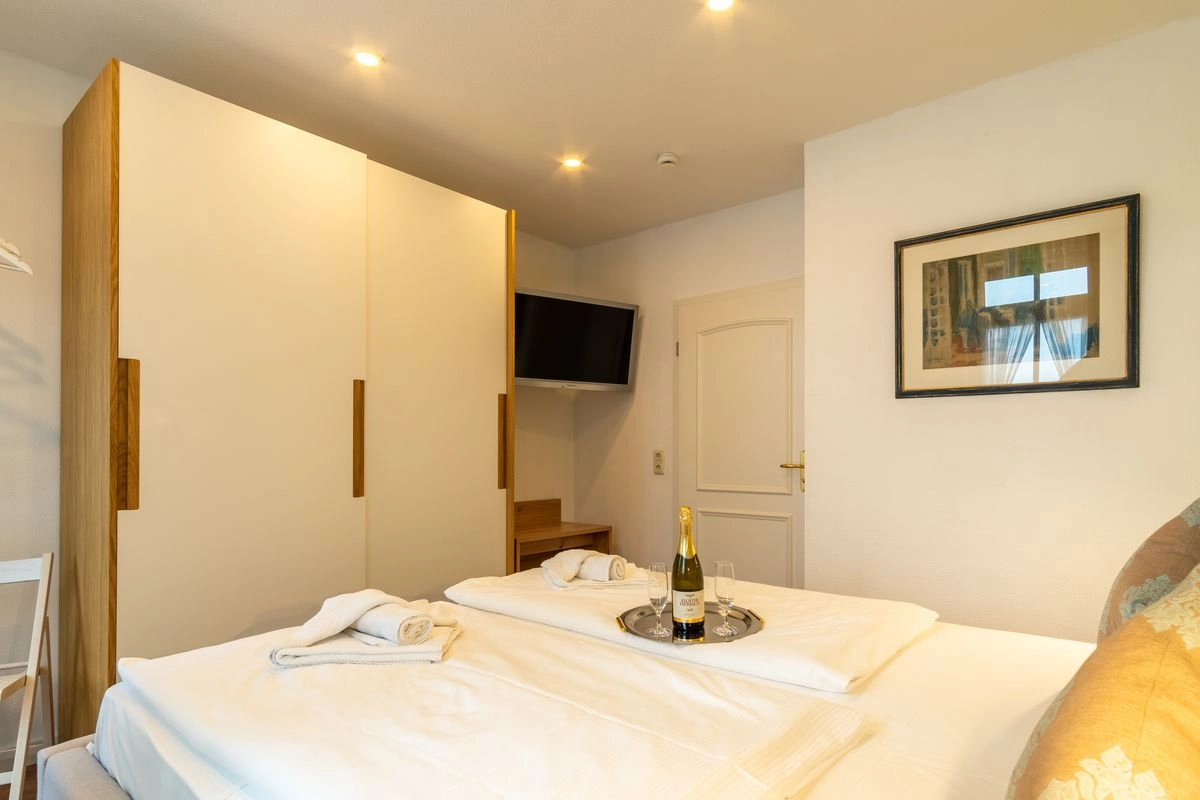 Wohnung 13 Villa Eden Binz 16 Fewo 13 Schlafzimmer Villa Eden Binz