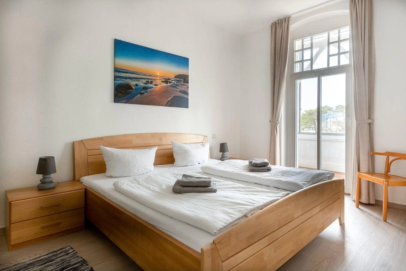 Ferienwohnung 10 Metropol Binz Schlafzimmer