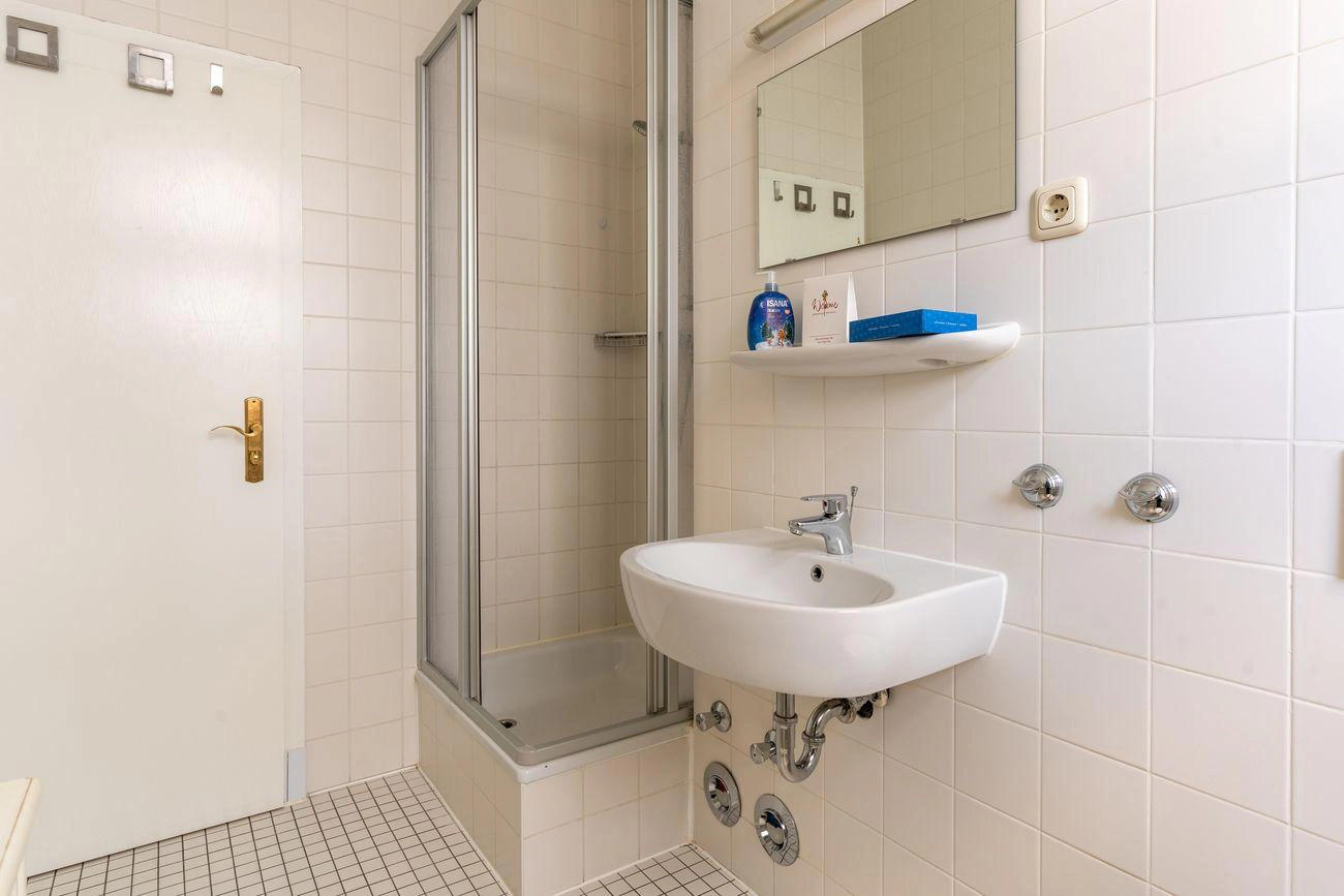 Strandidyll Wohnung 4 10 Duschbad mit Tageslicht Binz Fewo 4