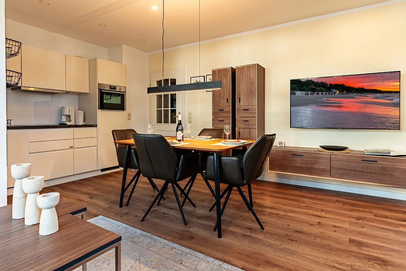 Wohnung 13 Villa Eden Binz 6 Wohn/Essbereich Ferienwohnung 13 Villa Eden Binz