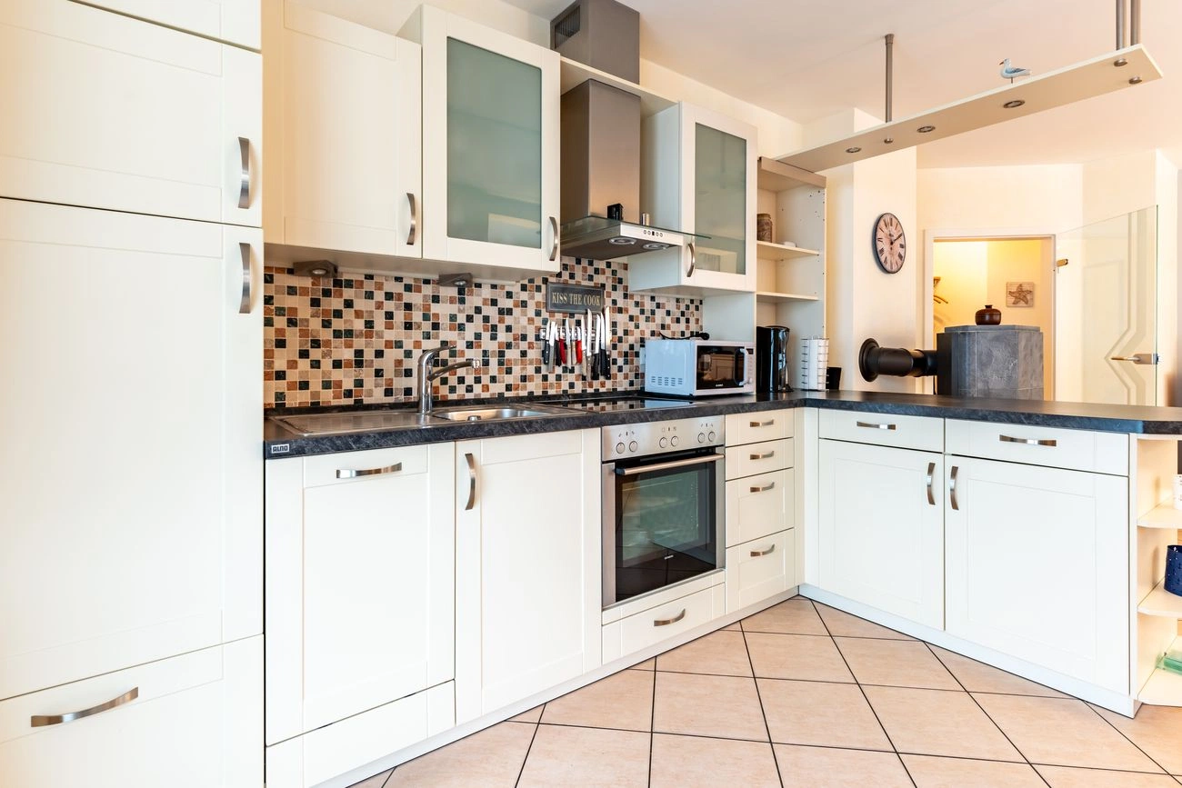 Ferienwohnung 8 Residenz am Kurpark 6 KücheFewo 8 Residenz am Kurpark